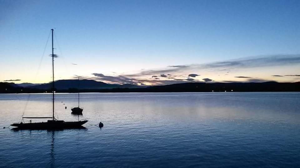 Piccola Perla sul Lago Maggiore Arona Esterno foto